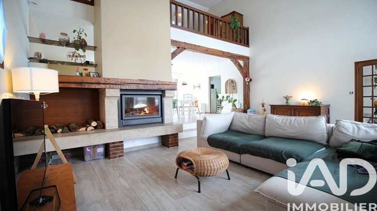 Ma-Cabane - Vente Maison Fère-Champenoise, 215 m²