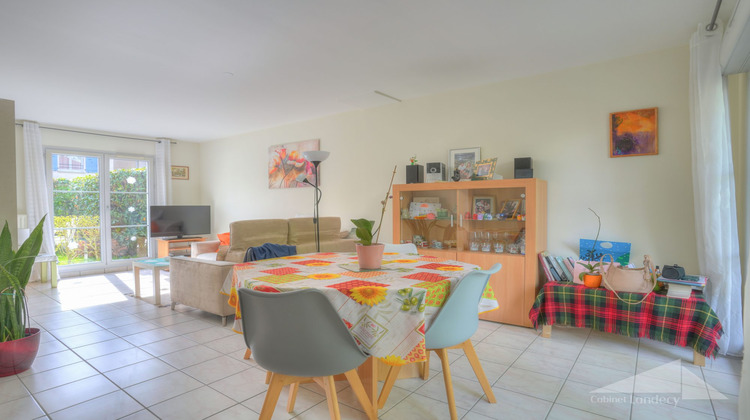 Ma-Cabane - Vente Maison Ferney-Voltaire, 80 m²