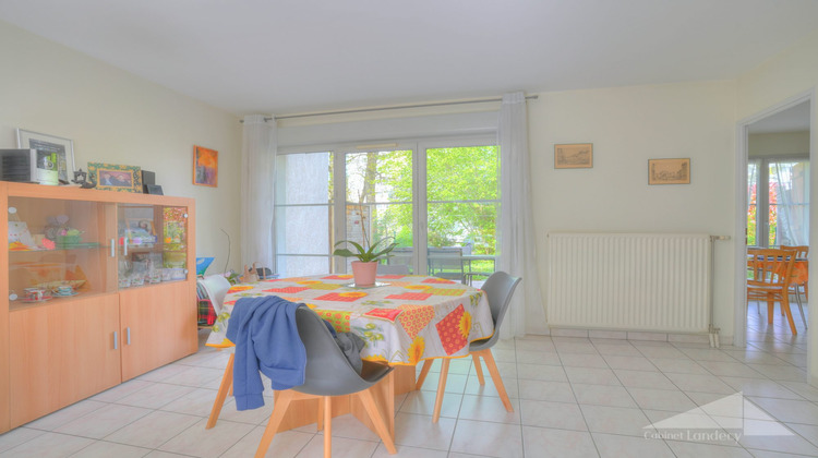 Ma-Cabane - Vente Maison Ferney-Voltaire, 80 m²