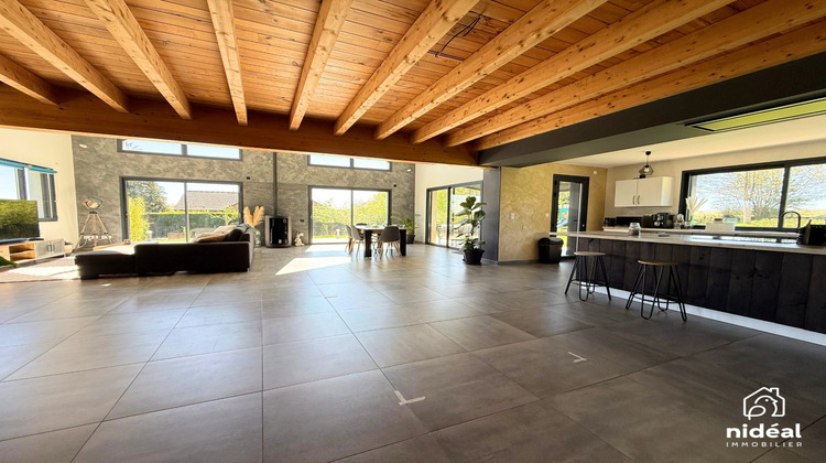 Ma-Cabane - Vente Maison Ferrière-la-Grande, 230 m²