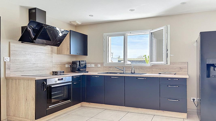 Ma-Cabane - Vente Maison FERRIERES, 79 m²