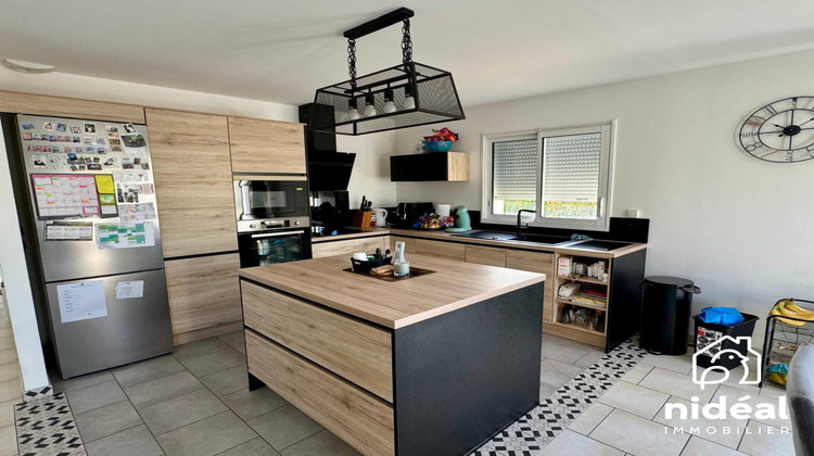 Ma-Cabane - Vente Maison Ferrières-Haut-Clocher, 193 m²