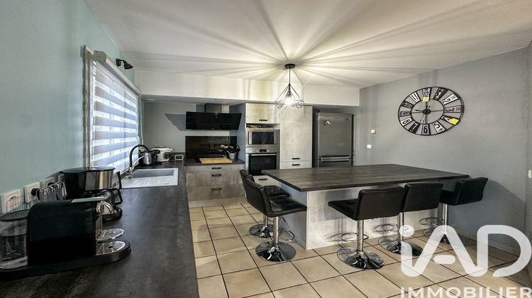 Ma-Cabane - Vente Maison Ferrières-Haut-Clocher, 153 m²