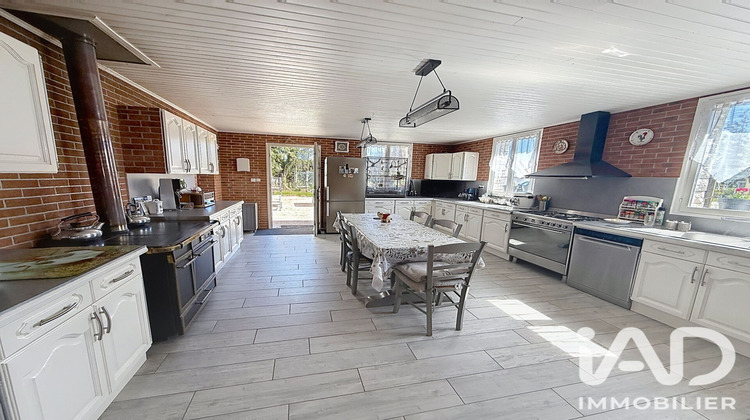 Ma-Cabane - Vente Maison Ferrières-Saint-Hilaire, 161 m²