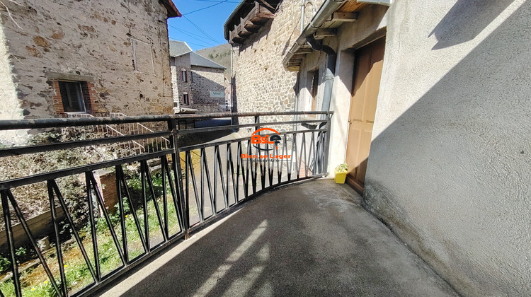 Ma-Cabane - Vente Maison Ferrières-Saint-Mary, 106 m²