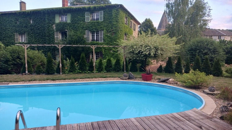 Ma-Cabane - Vente Maison Ferrières-sur-Sichon, 552 m²