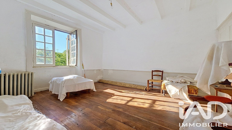 Ma-Cabane - Vente Maison Ferrières-sur-Sichon, 185 m²