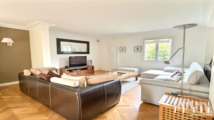 Ma-Cabane - Vente Maison FEUCHEROLLES, 220 m²