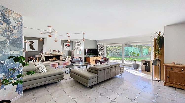 Ma-Cabane - Vente Maison FEUCHEROLLES, 202 m²