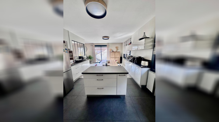 Ma-Cabane - Vente Maison FIRMINY, 200 m²