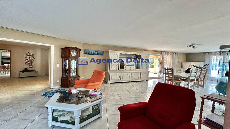 Ma-Cabane - Vente Maison FLASSANS-SUR-ISSOLE, 182 m²