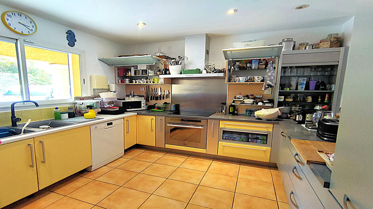 Ma-Cabane - Vente Maison FLASSANS-SUR-ISSOLE, 119 m²