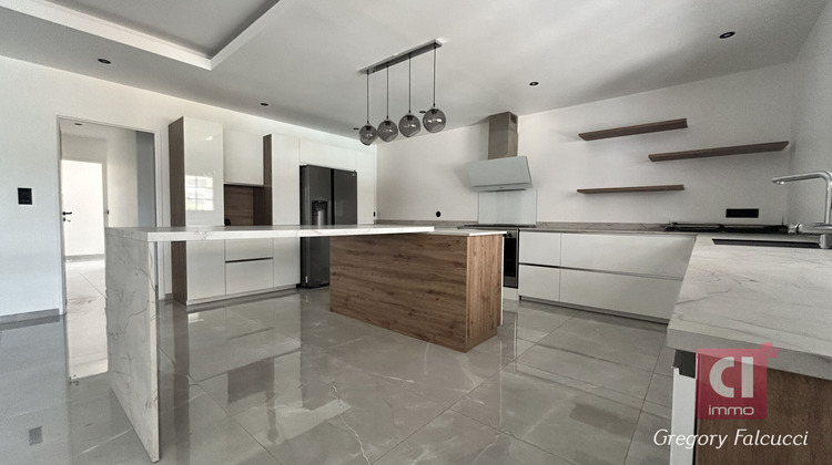 Ma-Cabane - Vente Maison FLASSANS-SUR-ISSOLE, 231 m²
