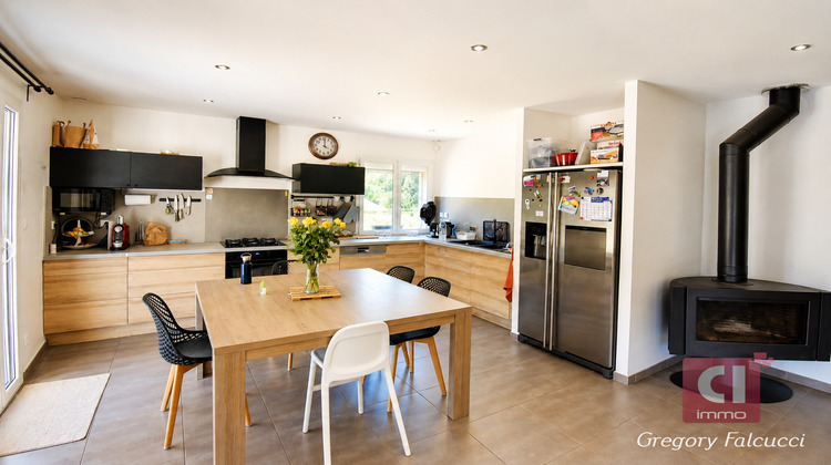 Ma-Cabane - Vente Maison FLASSANS-SUR-ISSOLE, 136 m²