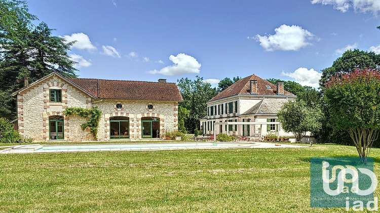 Ma-Cabane - Vente Maison Fleurance, 645 m²