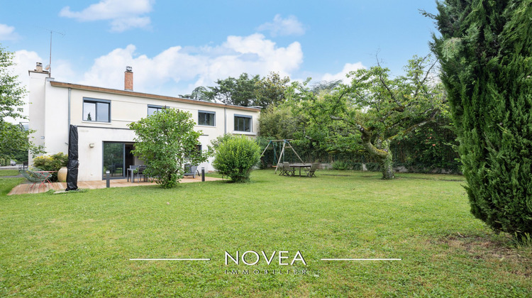 Ma-Cabane - Vente Maison Fleurieu-sur-Saône, 198 m²