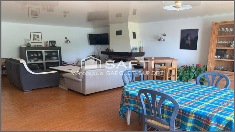 Ma-Cabane - Vente Maison Fleury, 202 m²
