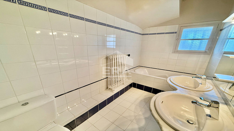 Ma-Cabane - Vente Maison FLEURY-LES-AUBRAIS, 165 m²