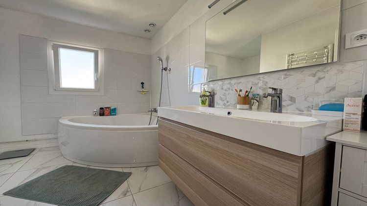 Ma-Cabane - Vente Maison FLEURY-LES-AUBRAIS, 100 m²