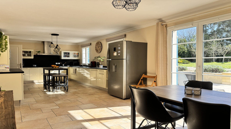 Ma-Cabane - Vente Maison Floirac, 201 m²