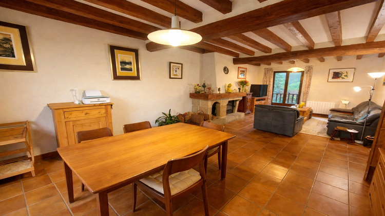 Ma-Cabane - Vente Maison FOLLES, 196 m²