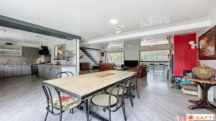 Ma-Cabane - Vente Maison Fontaine-la-Gaillarde, 240 m²