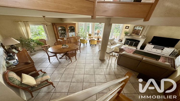 Ma-Cabane - Vente Maison Fontaine-la-Guyon, 200 m²
