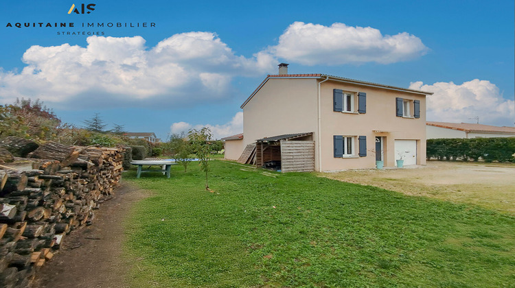 Ma-Cabane - Vente Maison FONTAINE-LE-COMTE, 120 m²