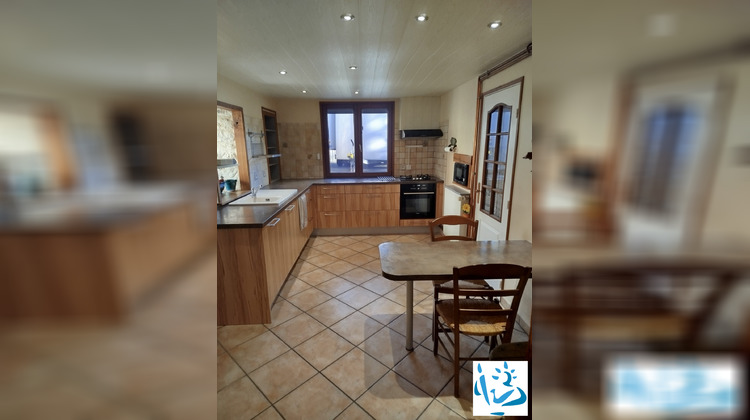 Ma-Cabane - Vente Maison Fontaine-le-Comte, 82 m²