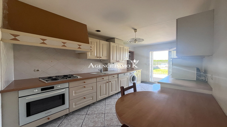 Ma-Cabane - Vente Maison FONTAINE-LE-COMTE, 80 m²