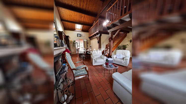 Ma-Cabane - Vente Maison Fontaine-le-Comte, 167 m²