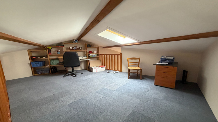 Ma-Cabane - Vente Maison FONTAINE-LE-COMTE, 139 m²