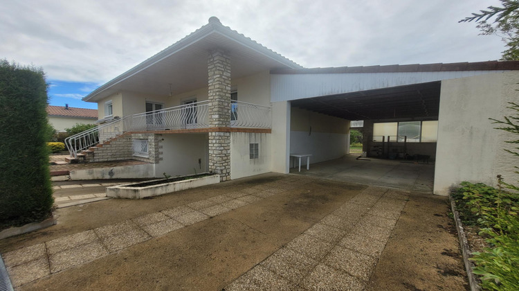 Ma-Cabane - Vente Maison Fontaine-le-Comte, 138 m²