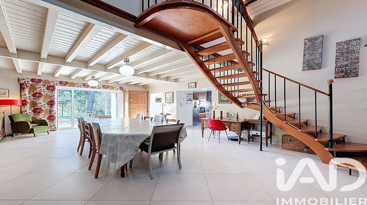 Ma-Cabane - Vente Maison Fontaines-d'Ozillac, 356 m²