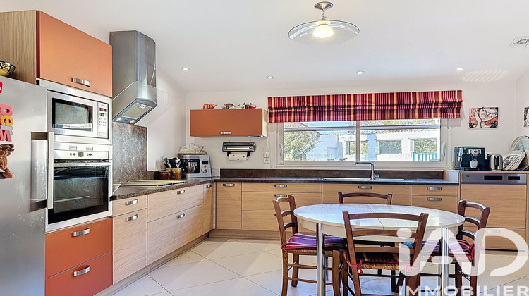 Ma-Cabane - Vente Maison Fontaines-d'Ozillac, 356 m²