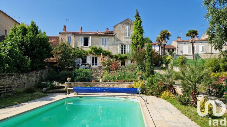 Ma-Cabane - Vente Maison Fontenay-le-Comte, 330 m²