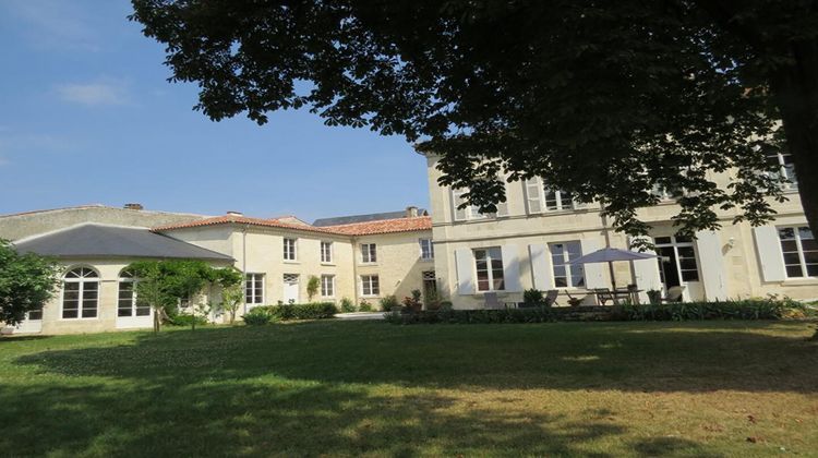 Ma-Cabane - Vente Maison FONTENAY LE COMTE, 360 m²