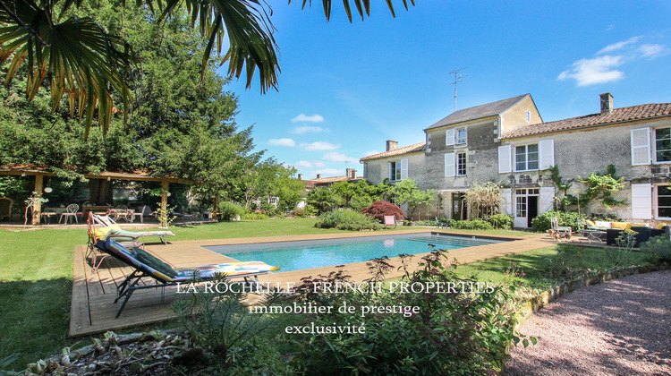 Ma-Cabane - Vente Maison Fontenay-le-Comte, 480 m²