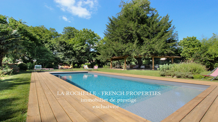 Ma-Cabane - Vente Maison Fontenay-le-Comte, 480 m²