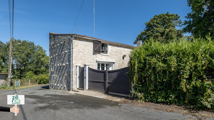 Ma-Cabane - Vente Maison Fontenay-le-Comte, 214 m²