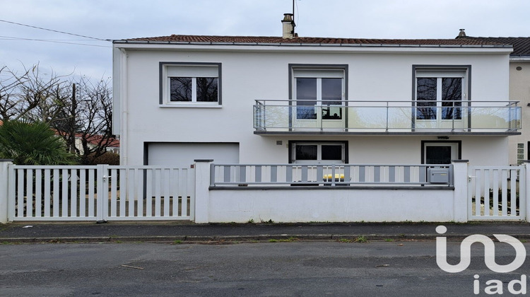 Ma-Cabane - Vente Maison Fontenay-le-Comte, 132 m²