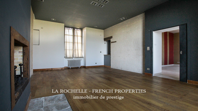 Ma-Cabane - Vente Maison Fontenay-le-Comte, 252 m²