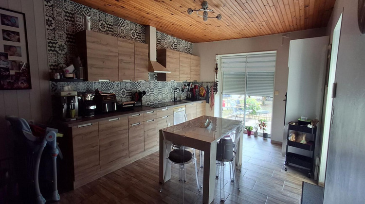 Ma-Cabane - Vente Maison FONTENAY LE COMTE, 153 m²