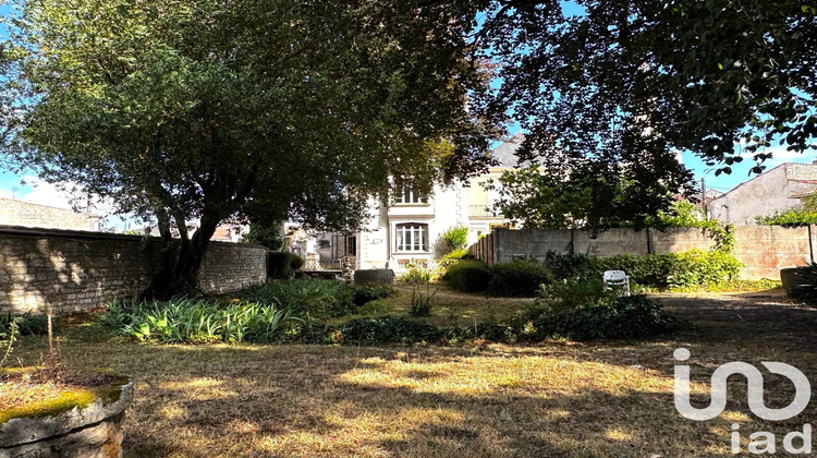 Ma-Cabane - Vente Maison Fontenay-le-Comte, 186 m²