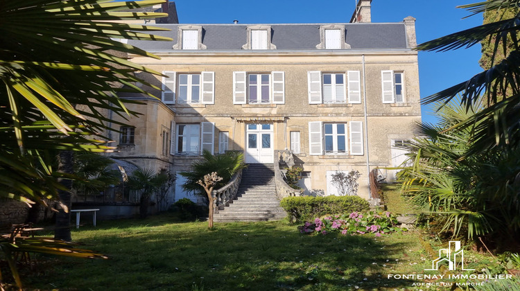 Ma-Cabane - Vente Maison Fontenay-le-Comte, 385 m²