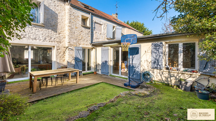Ma-Cabane - Vente Maison FONTENAY-LE-FLEURY, 134 m²