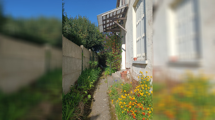 Ma-Cabane - Vente Maison FONTENAY-LE-FLEURY, 75 m²