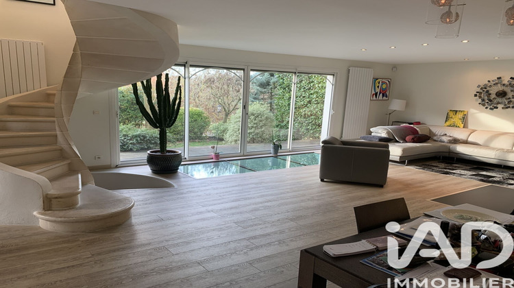 Ma-Cabane - Vente Maison Fontenay-le-Fleury, 358 m²