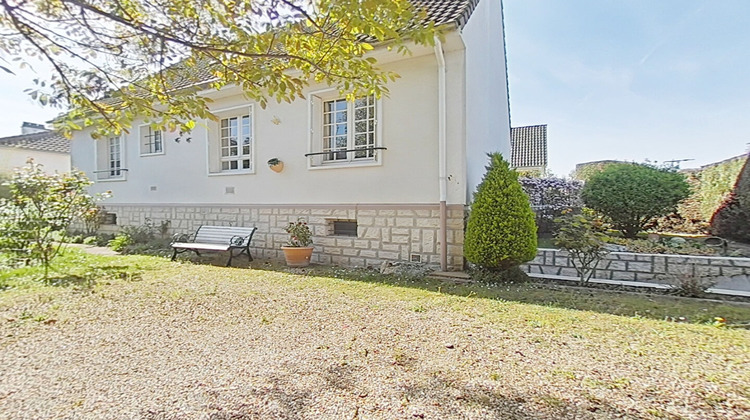 Ma-Cabane - Vente Maison FONTENAY-LE-FLEURY, 130 m²