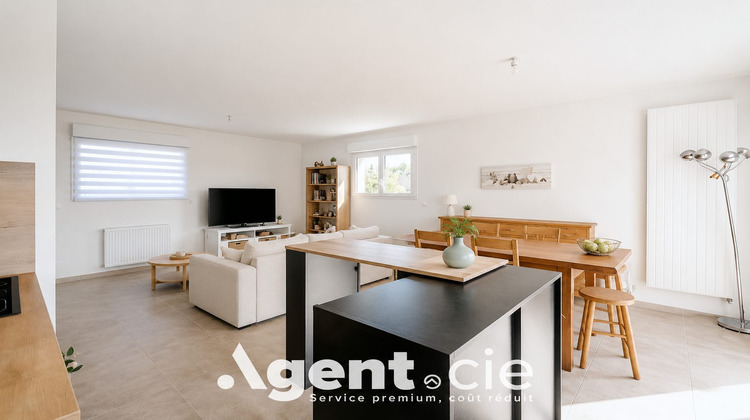 Ma-Cabane - Vente Maison Fontenay-le-Pesnel, 84 m²